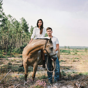 俄罗斯艳女色情A片
